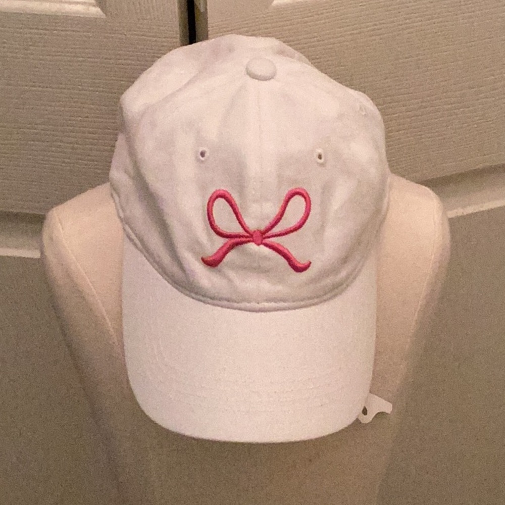 💕NWT Fun To Wear Unisex Cap Closet Must Have 💕